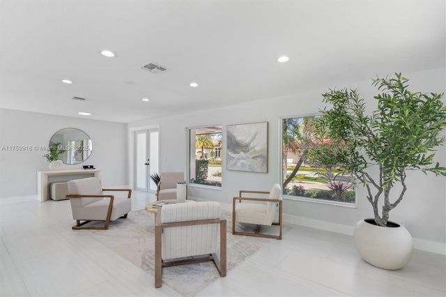 2 of 41 - 2680 Ne 47th St, Lighthouse Point, FL
