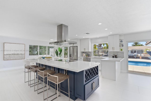 5 of 41 - 2680 Ne 47th St, Lighthouse Point, FL