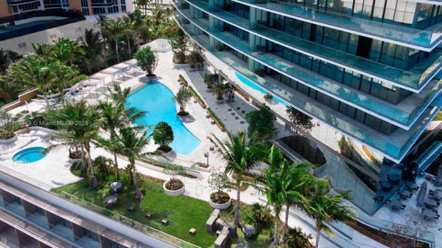 4 of 82 - 18975 Se Collins Ave 3405, Sunny Isles Beach, FL
