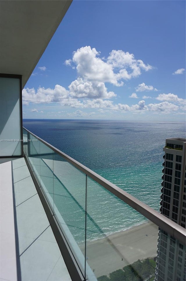 5 of 82 - 18975 Se Collins Ave 3405, Sunny Isles Beach, FL