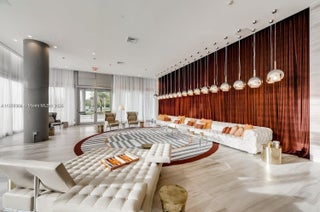 Photo of Listing #A11756384