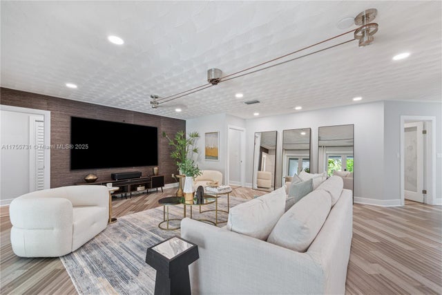 4 of 67 - 8234 Sw 60th Ct, South Miami, FL