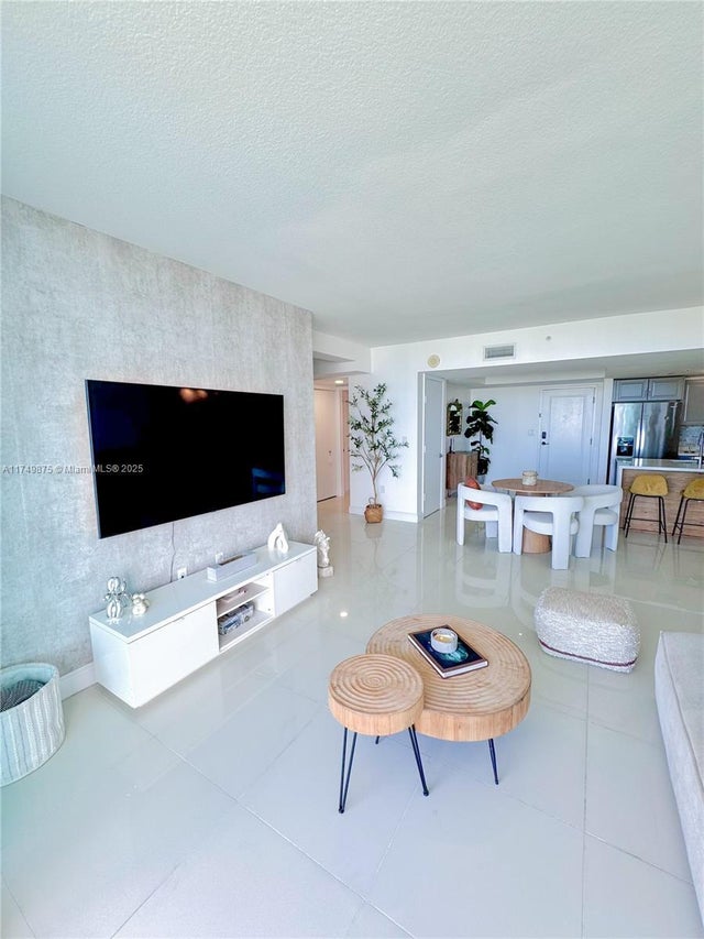 4 of 30 - 1861 Nw S River Dr 2609, Miami, FL