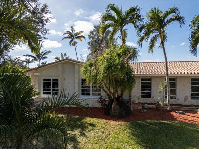 2 of 38 - 18200 Sw 86th Ave, Palmetto Bay, FL