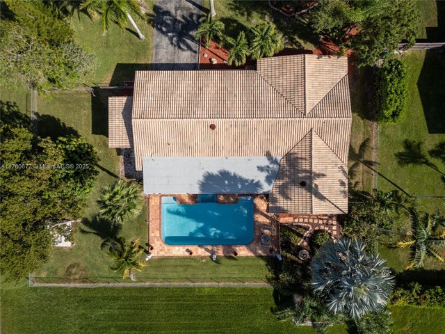 5 of 38 - 18200 Sw 86th Ave, Palmetto Bay, FL