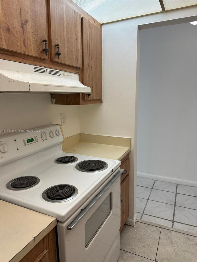 4 of 16 - 1850 N Congress Ave 306, West Palm Beach, FL
