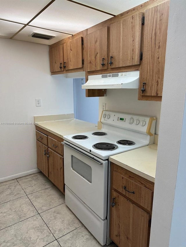 5 of 16 - 1850 N Congress Ave 306, West Palm Beach, FL