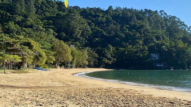 4 of 35 - Praia Do Flamengo Saco Da Ribeira, Ubatuba, 