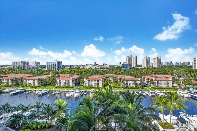 3 of 20 - 3029 Ne 188th St 818, Aventura, FL