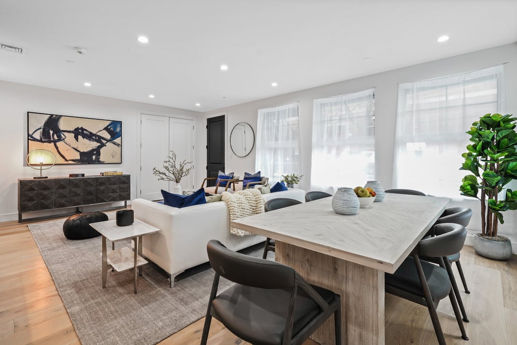 5 of 16 - 40 Huntington St. 2d, New York City, NY