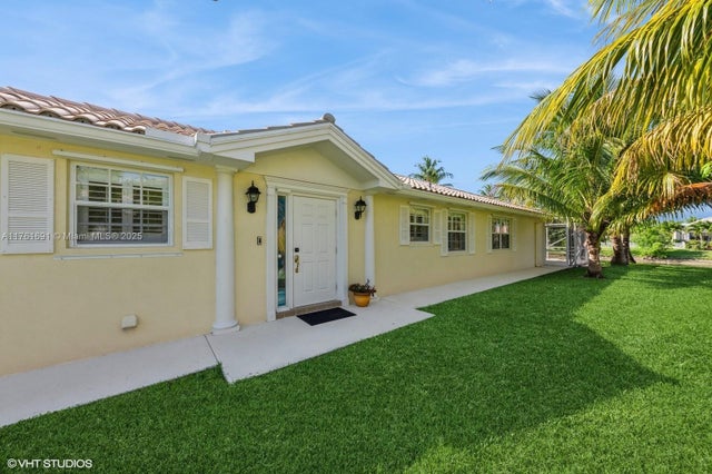4 of 54 - 8163 Montserrat Pl, Wellington, FL