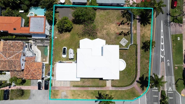 4 of 46 - 5861 La Gorce Dr, Miami Beach, FL