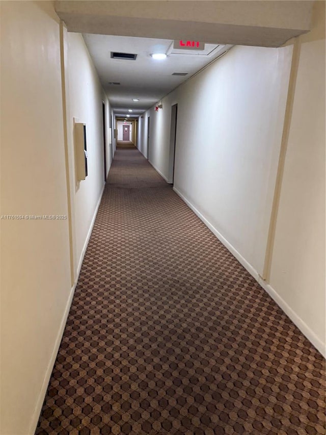 4 of 20 - 8120 Sw 24th St 310, North Lauderdale, FL