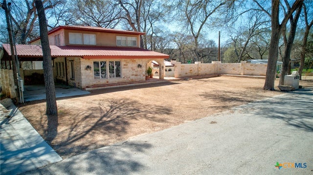 MLS Number 572677 on  in the city of Canyon Lake Homes for Sale by Cadillac Canyon 1, the zipcode of 78133