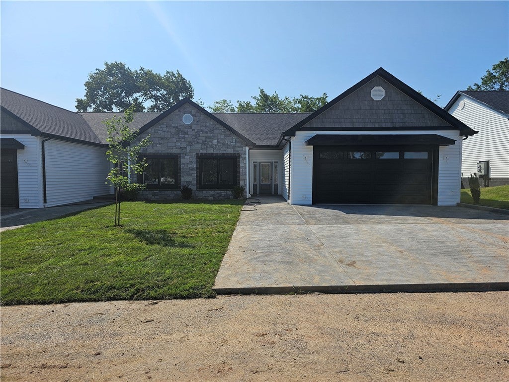 810 Tenth Street, New Stanton