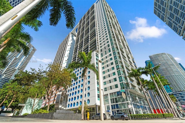 2 of 32 - 500 Brickell Ave 2510, Miami, FL