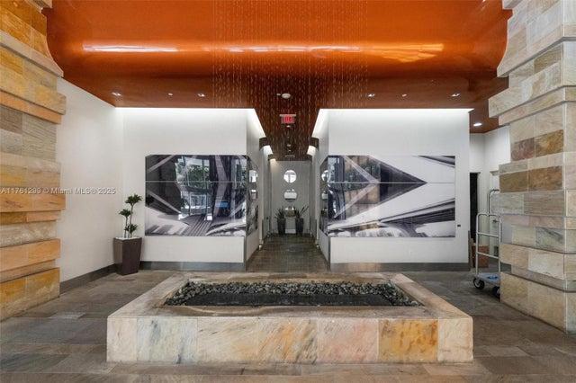 4 of 32 - 500 Brickell Ave 2510, Miami, FL