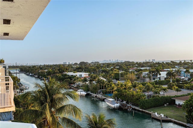 3 of 31 - 10140 W Bay Harbor Dr Ph3, Bay Harbor Islands, FL