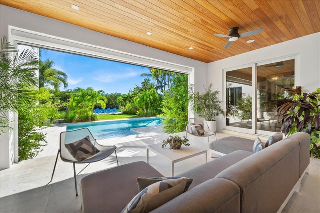 4 of 100 - 180 Cape Florida Dr, Key Biscayne, FL