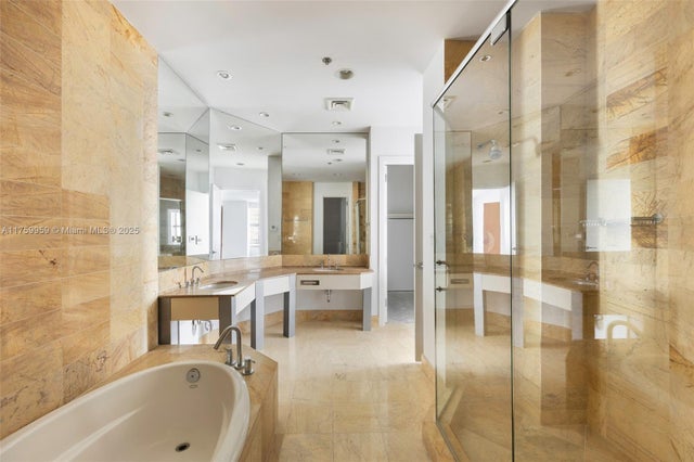 3 of 17 - 1395 Brickell Ave 3402, Miami, FL