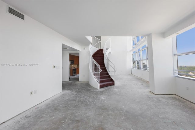 4 of 17 - 1395 Brickell Ave 3402, Miami, FL