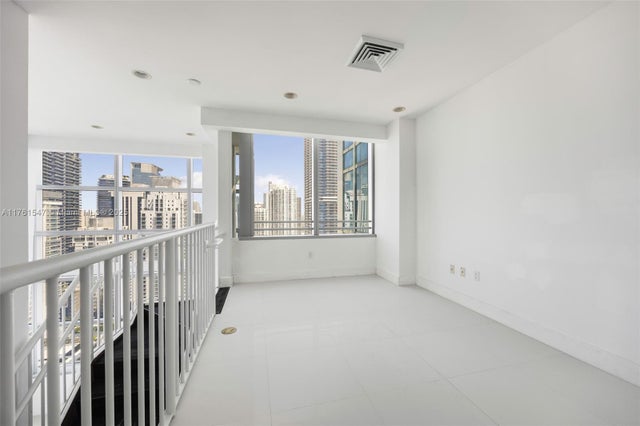 3 of 14 - 1395 Brickell Ave 3401, Miami, FL
