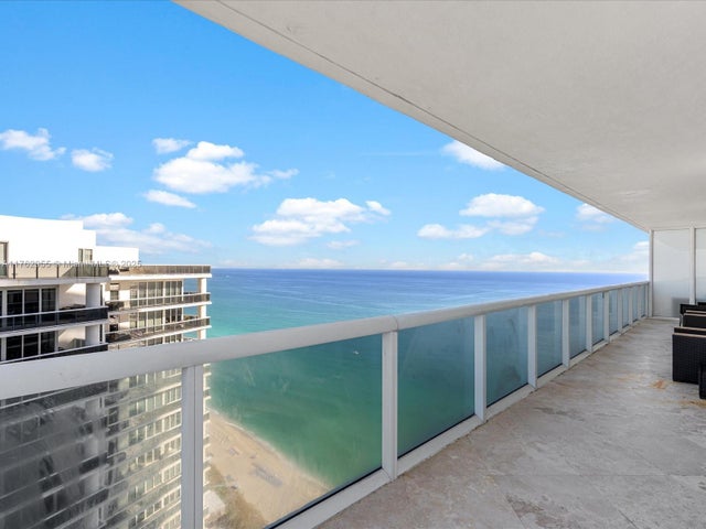 3 of 43 - 1830 S Ocean Dr 4508, Hallandale Beach, FL