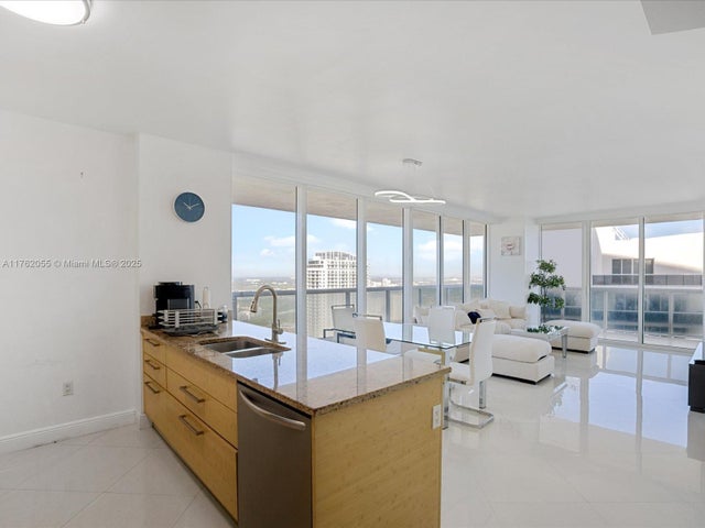 5 of 43 - 1830 S Ocean Dr 4508, Hallandale Beach, FL