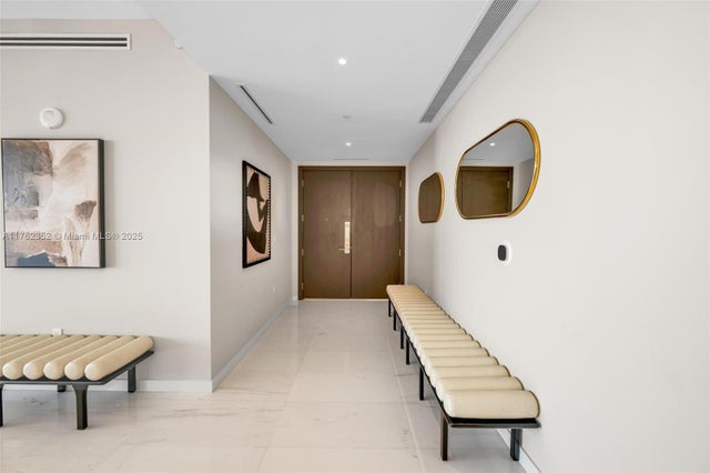 5 of 39 - 300 Biscayne Blvd Way 3903, Miami, FL