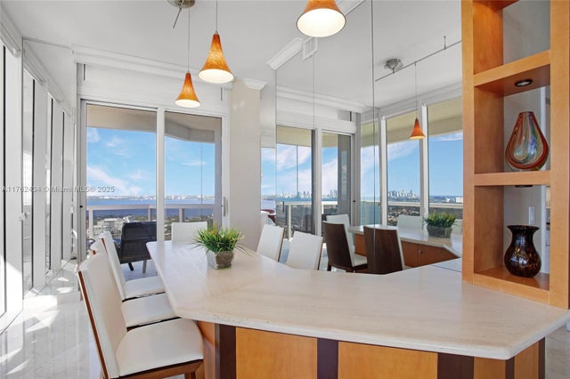 3 of 26 - 4775 Collins Ave 4005, Miami Beach, FL