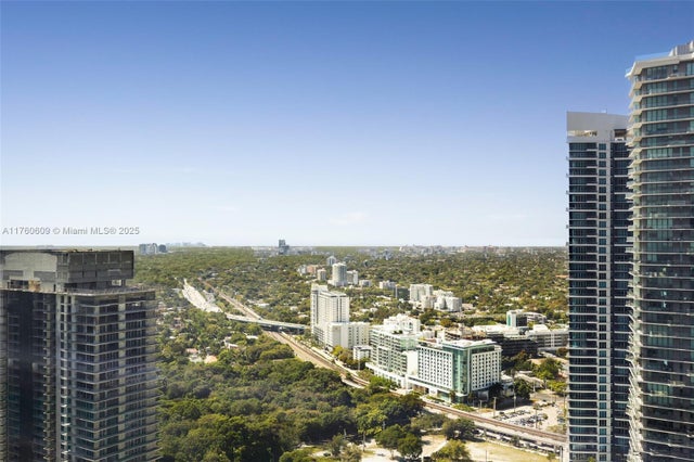 1 of 18 - 1395 Brickell Ave 3403, Miami, FL