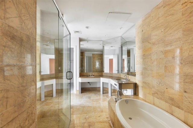 3 of 18 - 1395 Brickell Ave 3403, Miami, FL