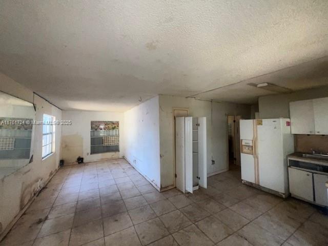 5 of 13 - 1770 Nw 112th St, Miami, FL