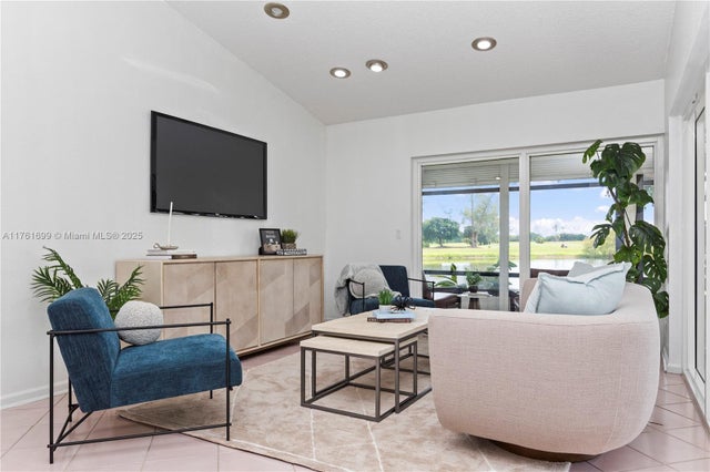 3 of 38 - 5602 E Parkwalk Cir E, Boynton Beach, FL
