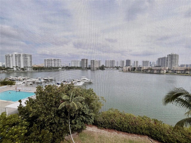 2 of 15 - 2861 Leonard Dr F601, Aventura, FL