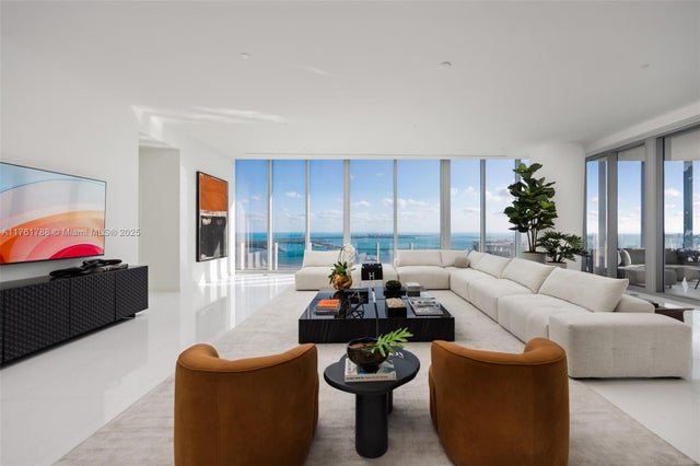 4 of 21 - 300 Biscayne Blvd Way Ph5701, Miami, FL