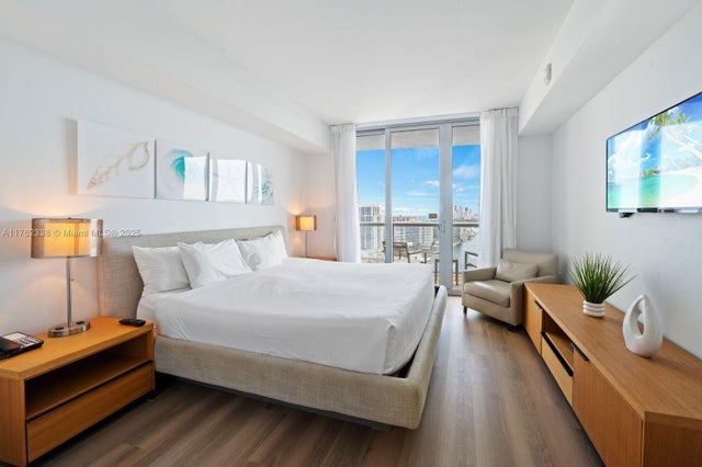 3 of 50 - 2602 E Hallandale Beach Blvd R2703, Hallandale Beach, FL