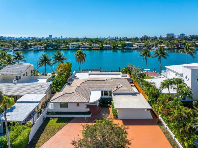 4 of 42 - 1690 Daytonia Rd, Miami Beach, FL