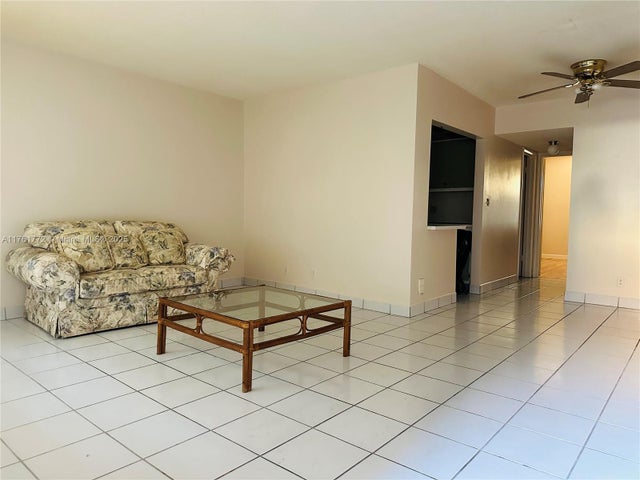 5 of 20 - 3081 Nw 47th Ter 205, Lauderdale Lakes, FL