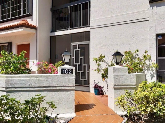 1 of 26 - 9632 E Sills Dr 102, Boynton Beach, FL