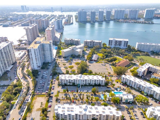 2 of 38 - 17560 Atlantic Blvd 409, Sunny Isles Beach, FL
