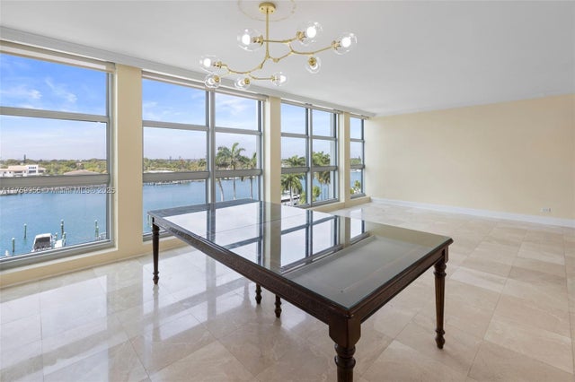5 of 42 - 5055 Collins Ave 6m, Miami Beach, FL
