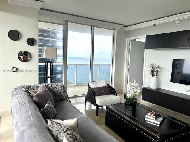 5 of 38 - 1830 S Ocean Dr 2408, Hallandale Beach, FL