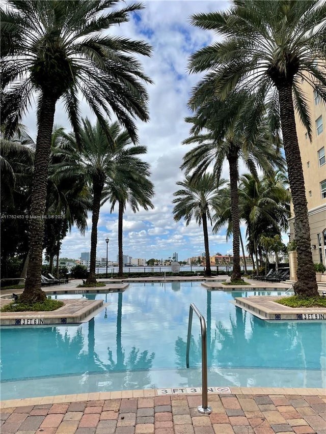 3 of 33 - 17145 N Bay Rd 4412, Sunny Isles Beach, FL
