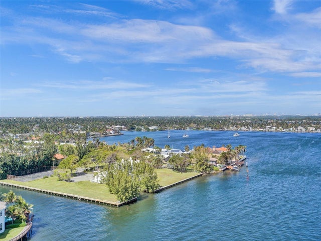 2 of 42 - 1400 S Ocean Dr 1604, Hollywood, FL