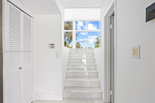 5 of 92 - 6795 & 6793 Brookline Dr, Hialeah, FL