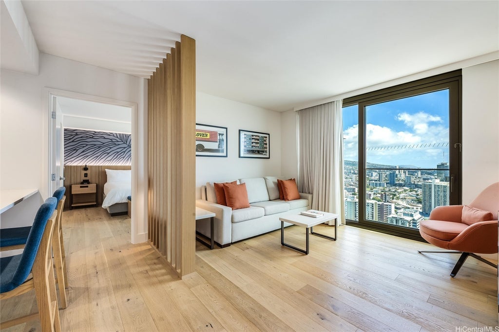 (unit #3605) 1390 Kapiolani Boulevard, Honolulu