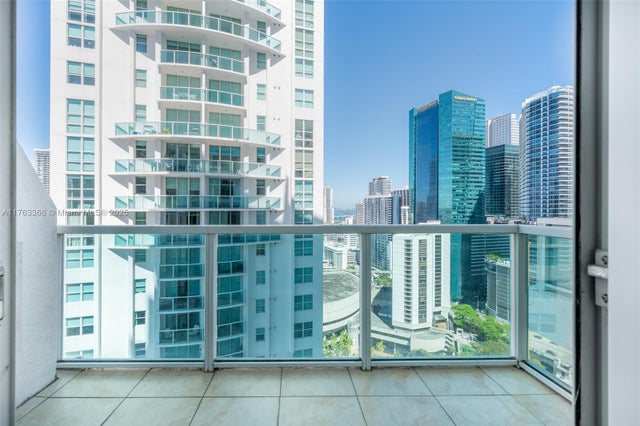 4 of 36 - 41 Se 5th St 1815, Miami, FL