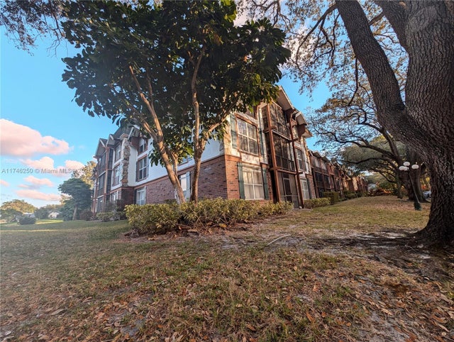 4 of 26 - 3670 Inverrary Dr 3q, Lauderhill, FL