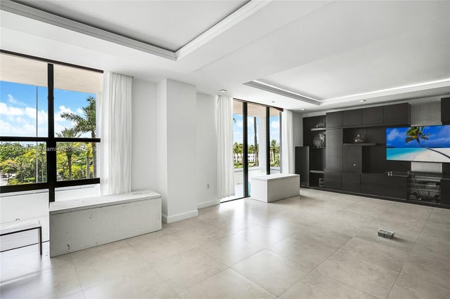 2 of 14 - 9801 Collins Ave 5m, Bal Harbour, FL